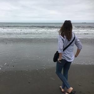 Meet your Posher, Jenn